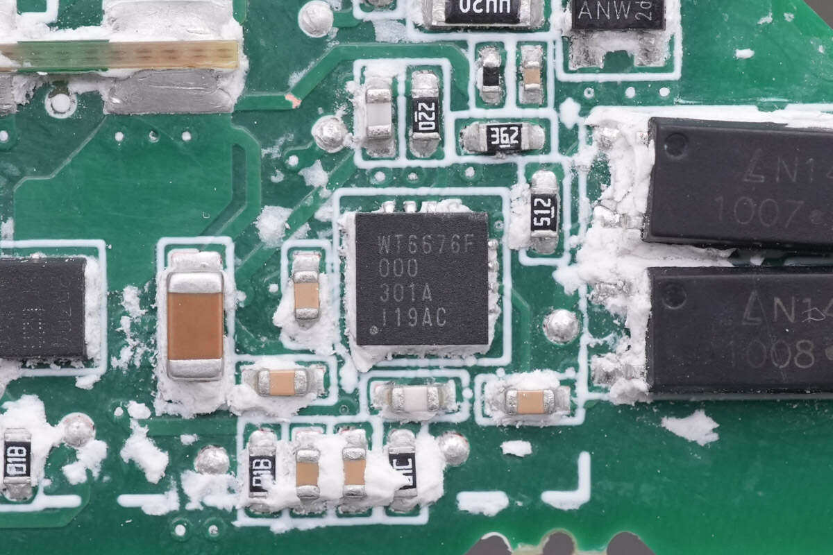 Disassembly report: DELL 165W PD3.1 gallium nitride power adapter LA165PM210-Charging Head Network