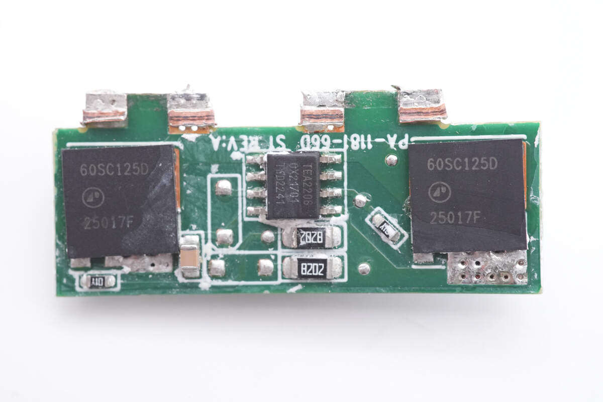 Disassembly report: DELL 165W PD3.1 gallium nitride power adapter LA165PM210-Charging Head Network