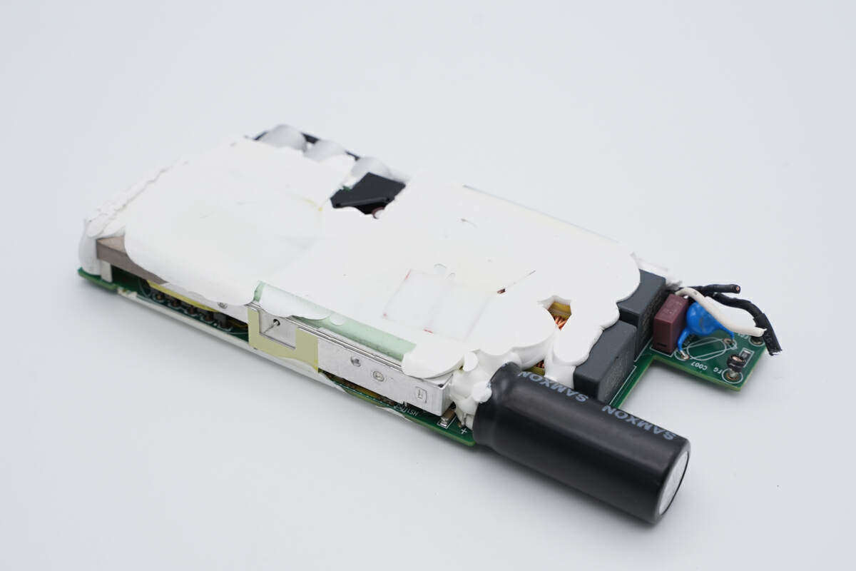 Disassembly report: DELL 165W PD3.1 gallium nitride power adapter LA165PM210-Charging Head Network