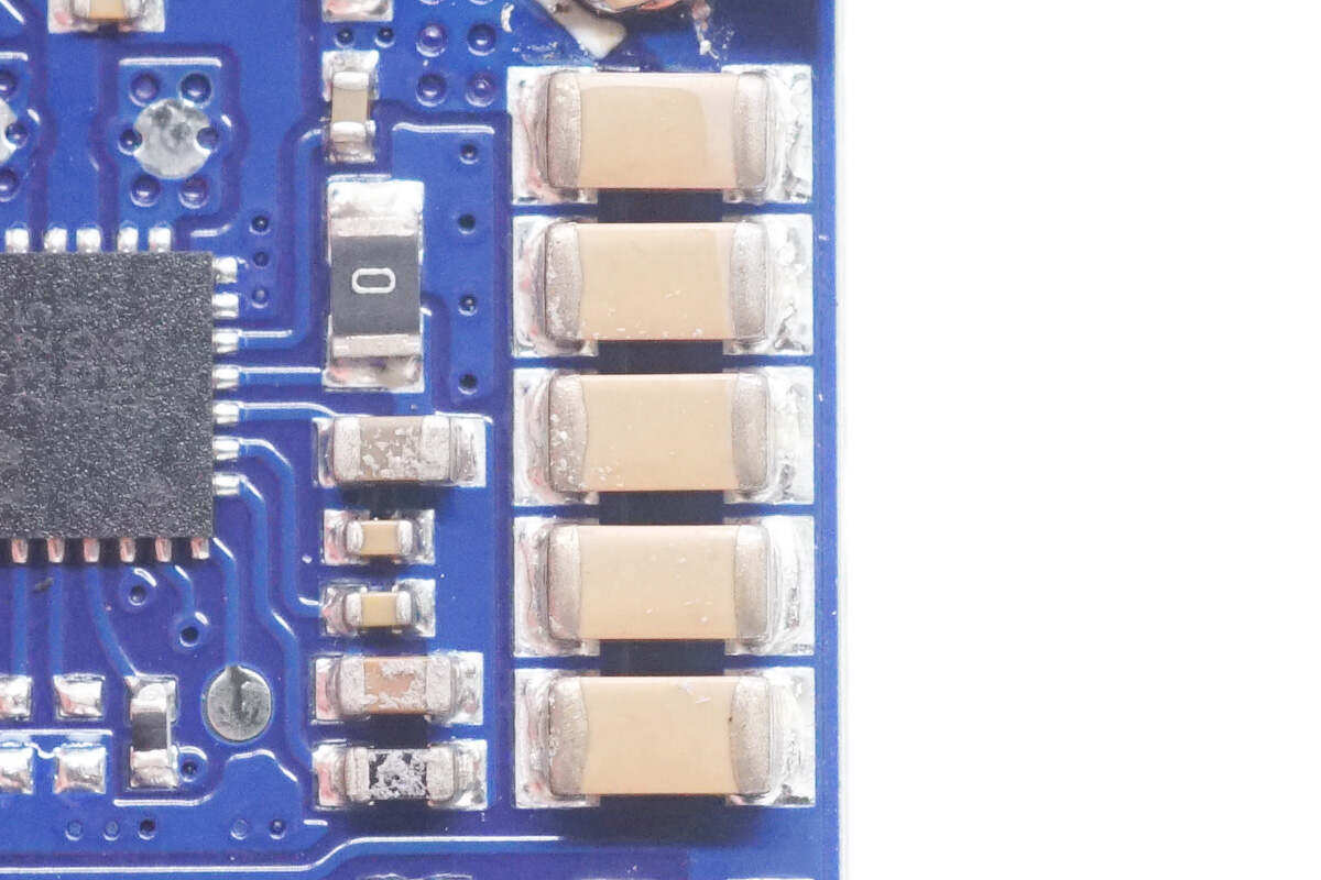 Disassembly Report: UGREEN 10000mAh Magnetic Wireless Charging Power Bank PB561 - Charging Head Network