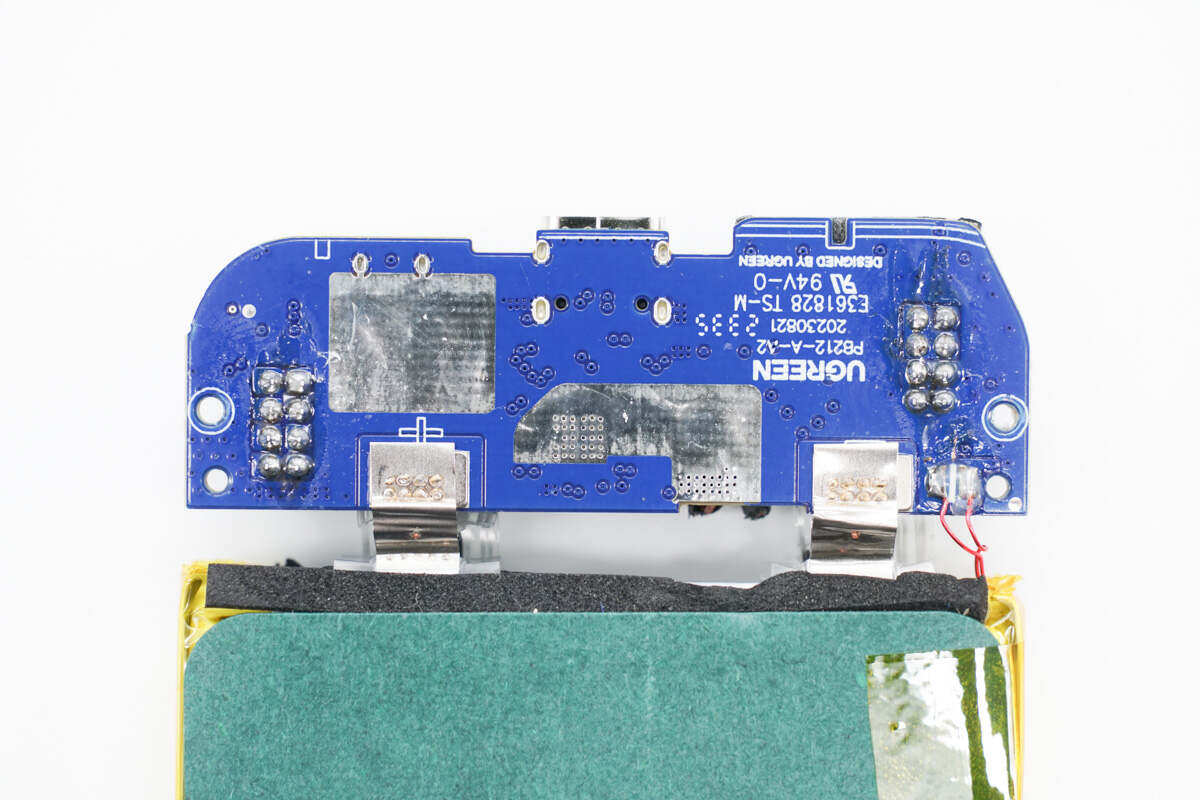 Disassembly Report: UGREEN 10000mAh Magnetic Wireless Charging Power Bank PB561 - Charging Head Network