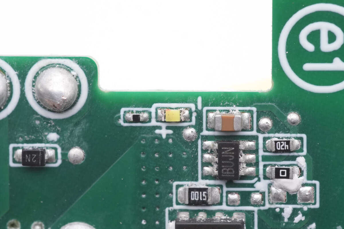 Disassembly report: DELL 165W PD3.1 gallium nitride power adapter LA165PM210-Charging Head Network