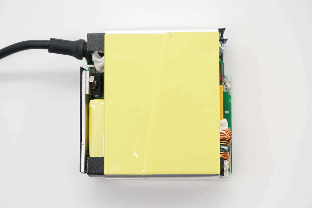 Disassembly Report: HUAWEI 65W DC Power Adapter HW-240271D0D - Charging Head Network